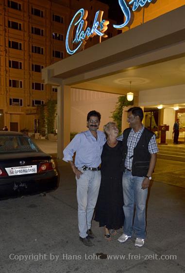 04 Hotel_Clarks_Shiraz,_Agra_DSC5592_b_H600